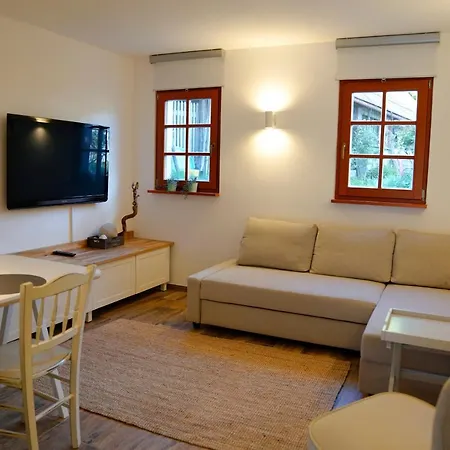 Apartman Kota27 *